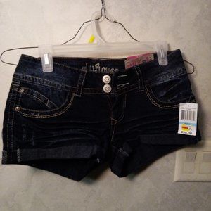 Wallflower Luscious Curvy Fit Slightly Distressed Jean Shorts